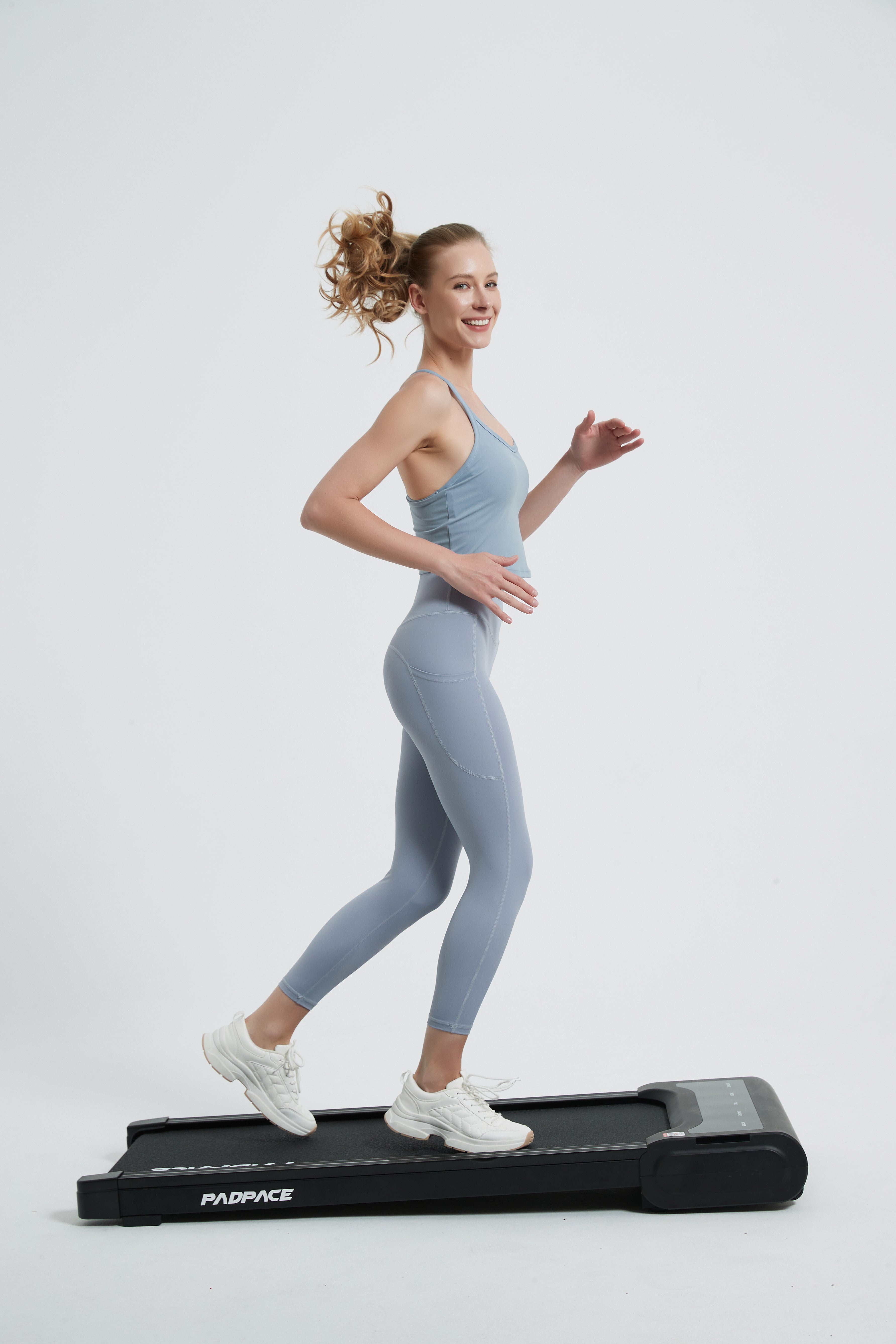 Walking pad with auto incline